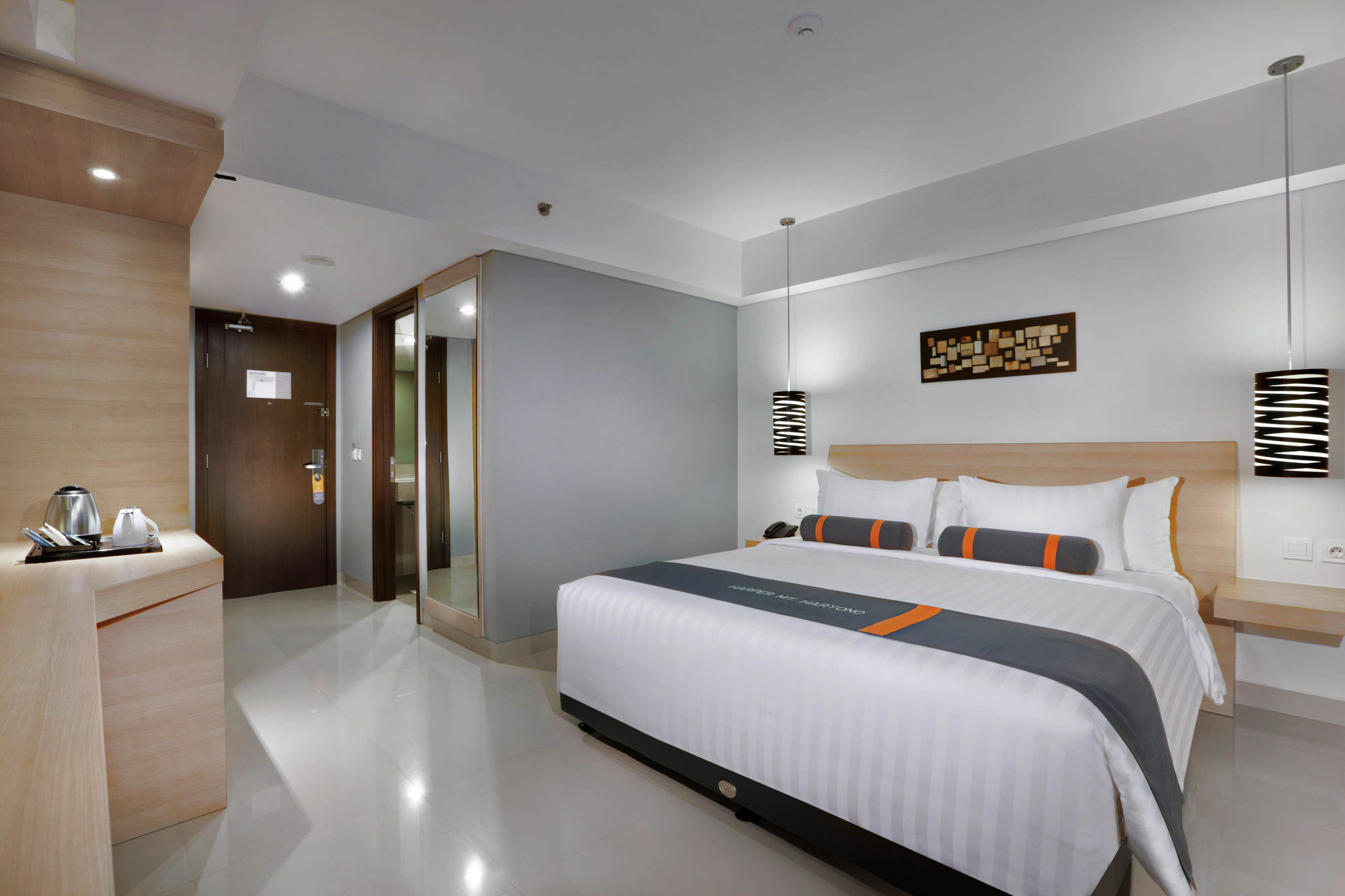 होटल Harper Mt Haryono By Aston 4*